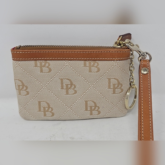 *SOLD*Dooney & Bourke Signature Brown/Beige Wristlet Wallet Pouch Coin Keychain - Picture 2 of 15